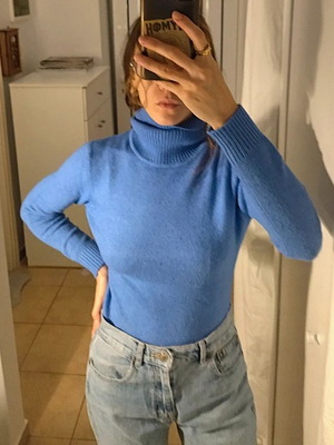 Just Woman blue turtleneck size S like new