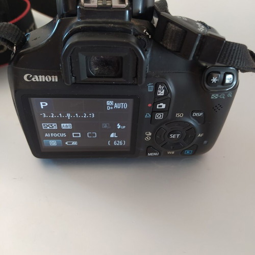 Canon 1100D camera with Canon EF 28-105 mm f/3.5-4.5 USM lens used