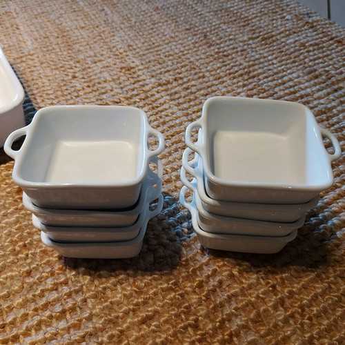 Porcelain ovenware like new, set of 8 pieces