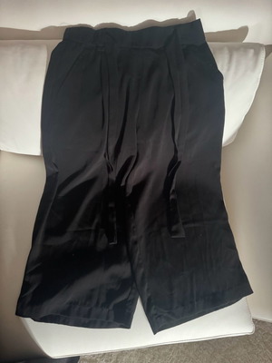 Zara zip culottes used, black, XS, wide fit with belt
