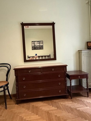 Κρεβατοκάμαρα διπλή σαν καινούργια με στρώμα και έπιπλα