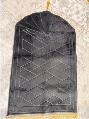 Πολυτελές χαλί προσευχής σαν καινούργιο με ενίσχυση σφουγγαριού 65x110cm