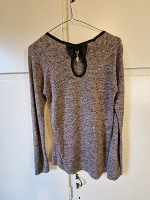Gray long-sleeve shirt like new, size S