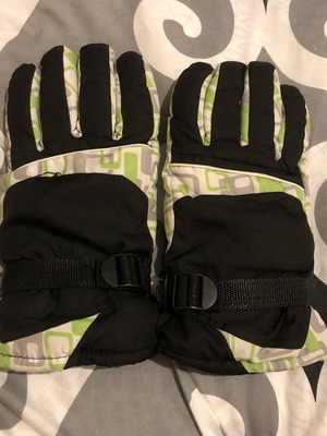 Thick gloves for snow children's size XL used, black and green