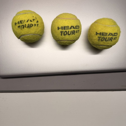 Head Tour tennis balls like new, professional quality