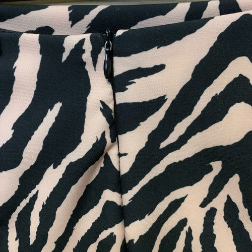 Zebra skirt new with hidden zipper, size small/medium