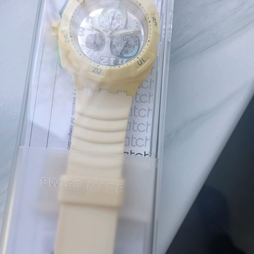 Swatch unisex watch with new yellow silicone strap, like new