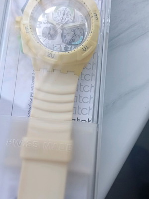 Swatch unisex watch with new yellow silicone strap, like new