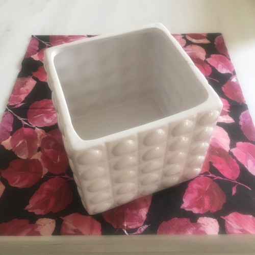 Polnix large white ceramic cube cache-pot used