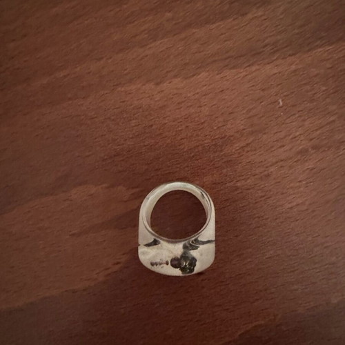 White ring with flower like new, multicolored