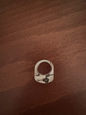 White ring with flower like new, multicolored