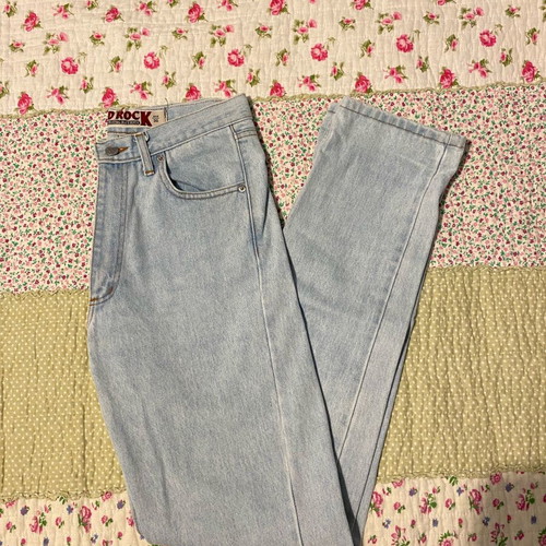 Red Rock women's jeans like new, size 30, blue