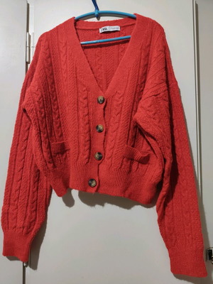 Zara cable knit cardigan Small like new, red color
