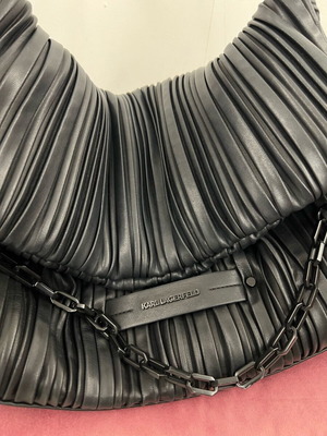 Karl Lagerfeld Kushion large shoulder bag used, black