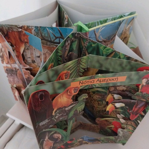 Animals book-carousel like new, Savvalas editions