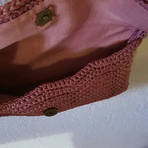 Knitted pink shoulder bag handmade like new