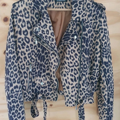 Bikerstyle leopard jacket new, size M/L