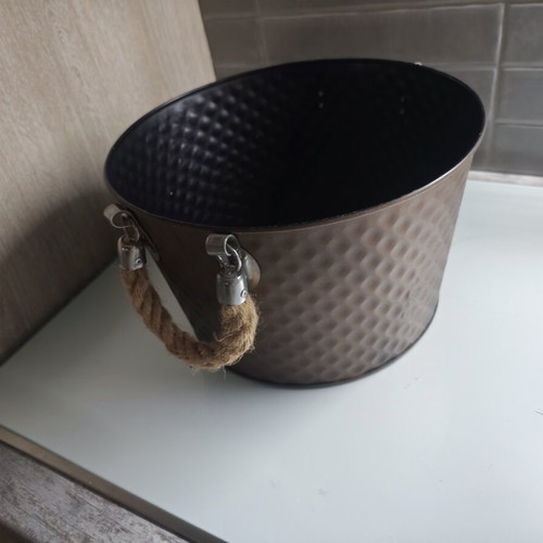 Metallic champagne bucket ice bucket like new