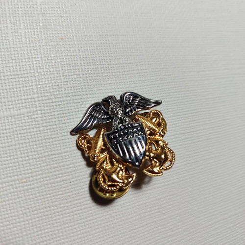 US Navy pin used