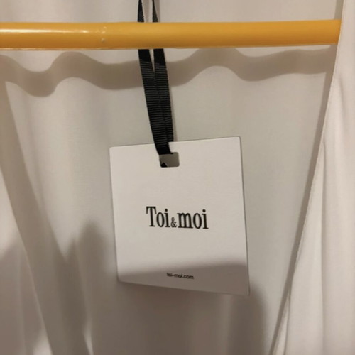 Toi&Moi white dress new, size medium