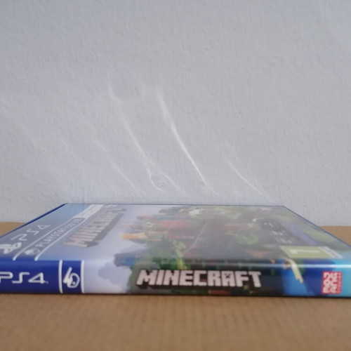 Minecraft PS4 promo display case used, no game included