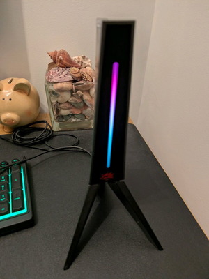Blitzwolf BW-GTK0 RGB Headphone Stand like new with USB 2.0 and audio port