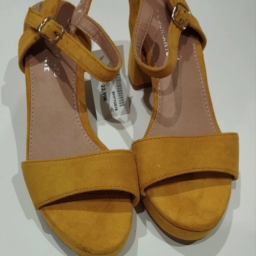 Yellow suede sandals size 40 new