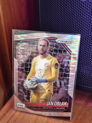 Panini FIFA Prizm Jan Oblak Silver Mosaic card new
