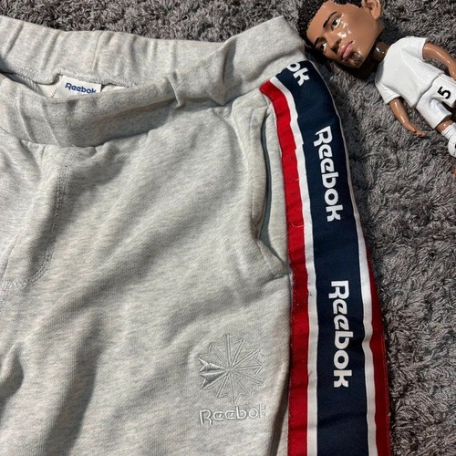 Reebok grey sweatpants with logo stripe, size M