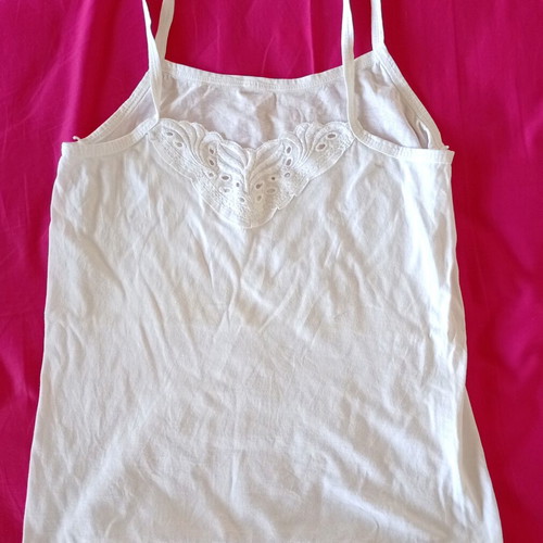 Pack of three women's medium tops used, cotton and lace