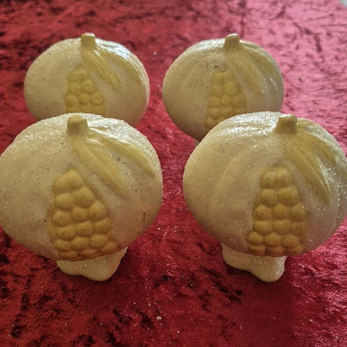 Ceramic decorations like new, set of 4 pieces
