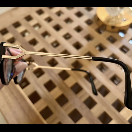 Max eyeglasses new, black