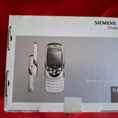 Siemens SL65 Ebony collectible cell phone used with packaging and accessories