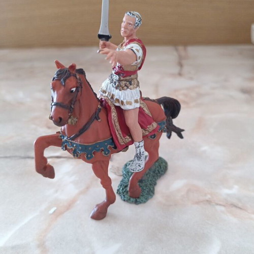 Julius Caesar figure with horse by Papo