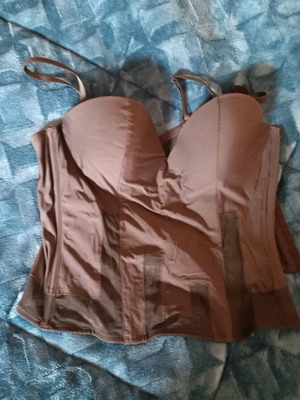 Black corset with detachable straps like new