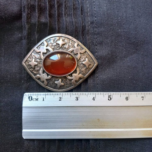 Silver pin used