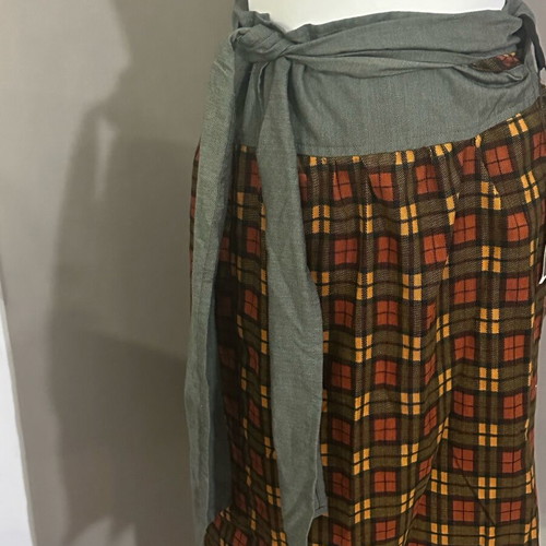 Helmi skirt new with tag, size Large, brown and green