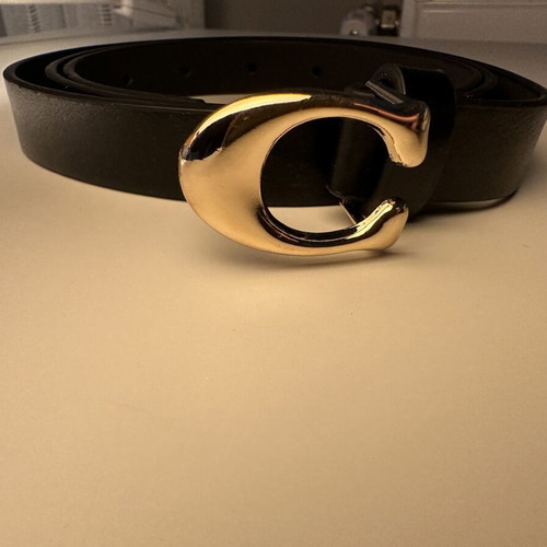 Belt black with gold buckle