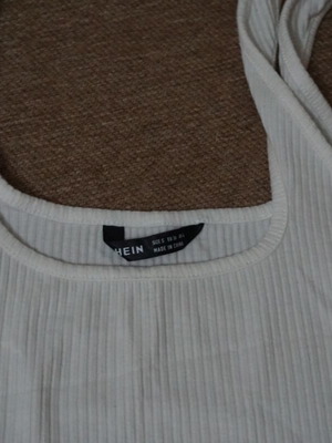 Women's white crop top like new, size S