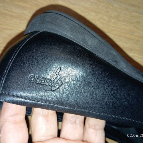 Ecco leather loafers size 39 like new black
