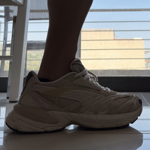 Puma sports shoes, beige, size 42