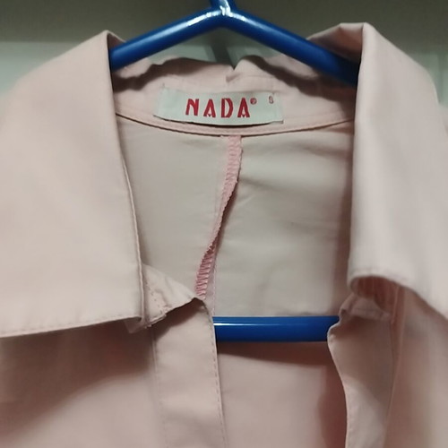 Small salmon wrap shirt like new with gathers