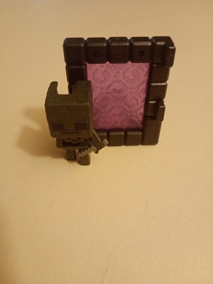 Minecraft Wither Skeleton βάση κινητού καινούργια