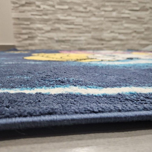 Frozen rug like new for kids room