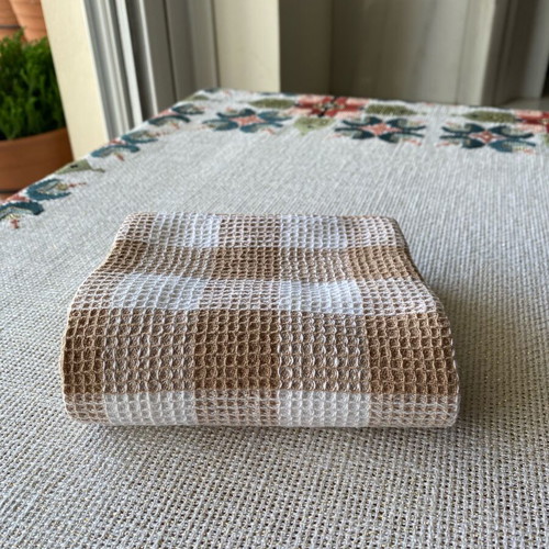 Kitchen towel like new in earthy tones 53x35 cm