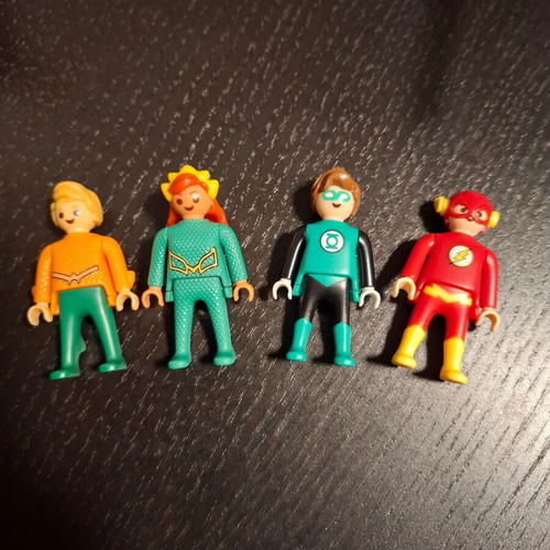 Φιγούρες DC Heroes Playmobil Kinder Surprise σετ