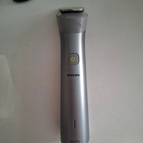 Philips Series 5000 Rechargeable Hair Clipper MG5940/15 like new, grey