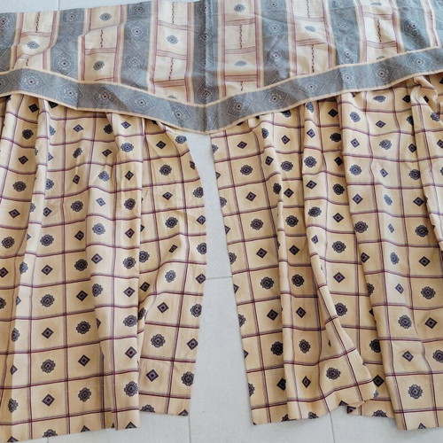 Curtain set with lambriken, like new