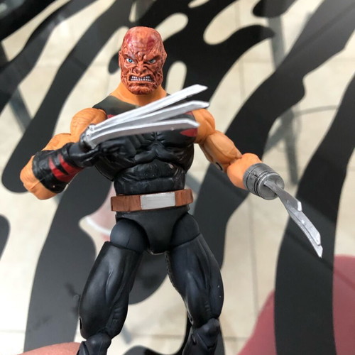Wolverine Variant Weapon X Age Of Apocalypse Marvel Legends figure used