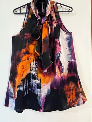 Full Circle silk halter-neck top like new, abstract print